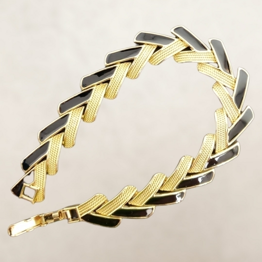 Bracelet Black & Gold Link 7" Vostume Jewelry EUC